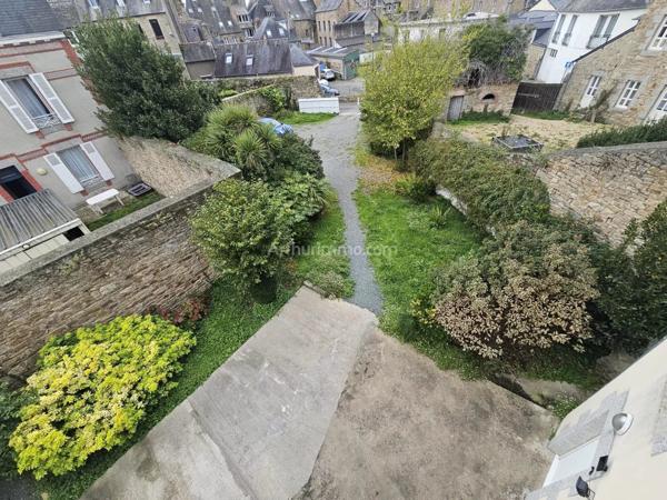Vente Maison 8 pièces 210 m2 à Guingamp