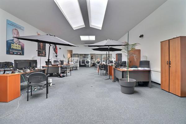 Achat local commercial près de Saint-Ouen - 383 m² - 1 531 800 €