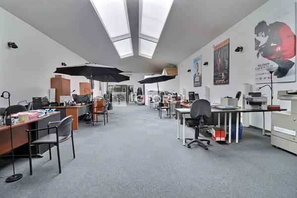 Achat local commercial près de Saint-Ouen - 383 m² - 1 531 800 €