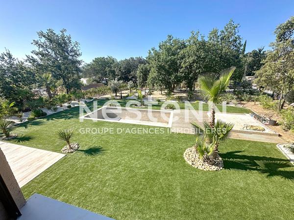 Maison Provençale de Prestige à Vendre - LE PLAN DE LA TOUR