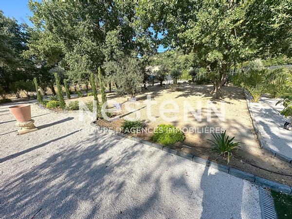 Maison Provençale de Prestige à Vendre - LE PLAN DE LA TOUR