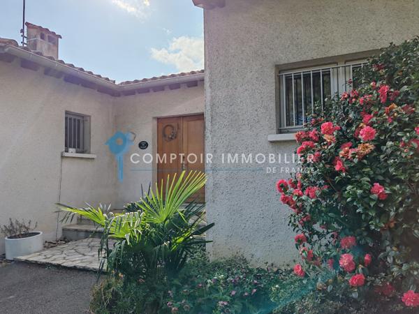 Villa
                                                                                                                                                                                                                                                                                                                        6 pièce(s)                                                                                                                                                                                                          4 chambre(s)                                                                                                                                                                                                          227  m²