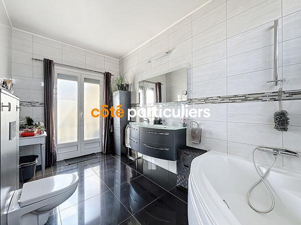 Vente Maison179 m² - 5 Pièces - CLAMART (92140)