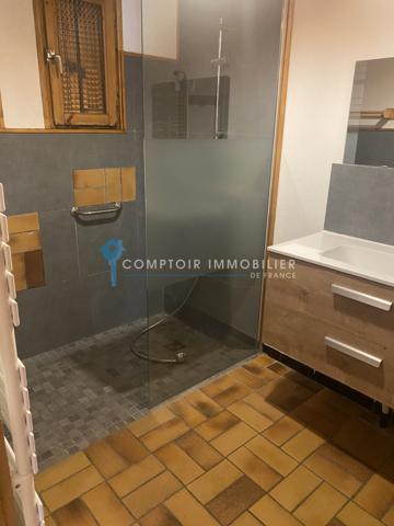 Maison
                                                                                                                                                                                                                                                                                                                        7 pièce(s)                                                                                                                                                                                                          5 chambre(s)                                                                                                                                                                                                          147.95  m²