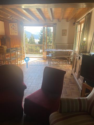 Maison
                                                                                                                                                                                                                                                                                                                        7 pièce(s)                                                                                                                                                                                                          5 chambre(s)                                                                                                                                                                                                          147.95  m²
