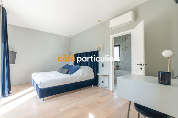 Vente Maison235 m² - 8 Pièces - LA VARENNE SAINT HILAIRE (94210)