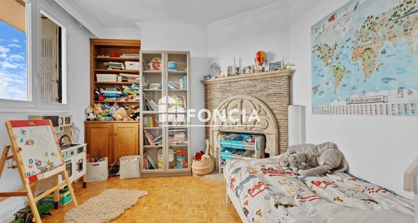À vendre Appartement 5 pièces 88.12 m² - Sceaux 92330