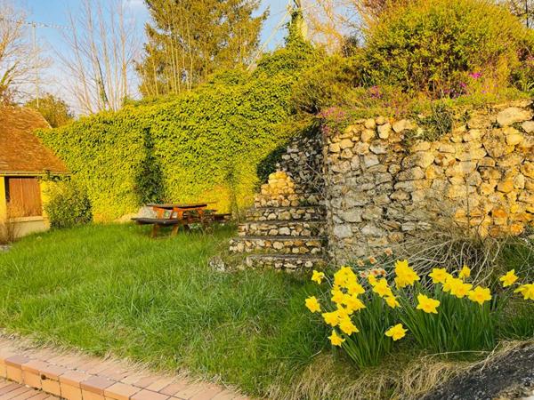 Maison 120 m2 à 5 min du centre de Maintenon 2700m2 terrain, garage et cave