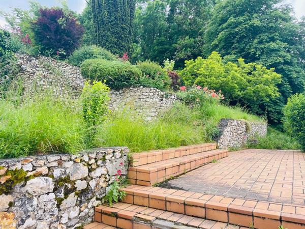 Maison 120 m2 à 5 min du centre de Maintenon 2700m2 terrain, garage et cave