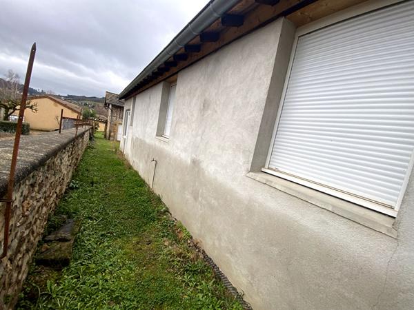 Chauffailles centre , Maison 120 m2 à rénover + terrain constructible