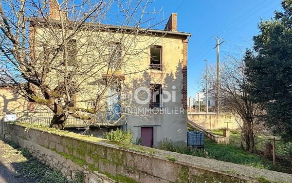 Maison à vendre    5 pièces •  Vaux