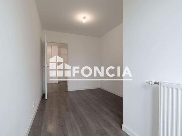 À vendre Appartement 3 pièces 64 m² - Sainte-geneviève-des-bois 91700