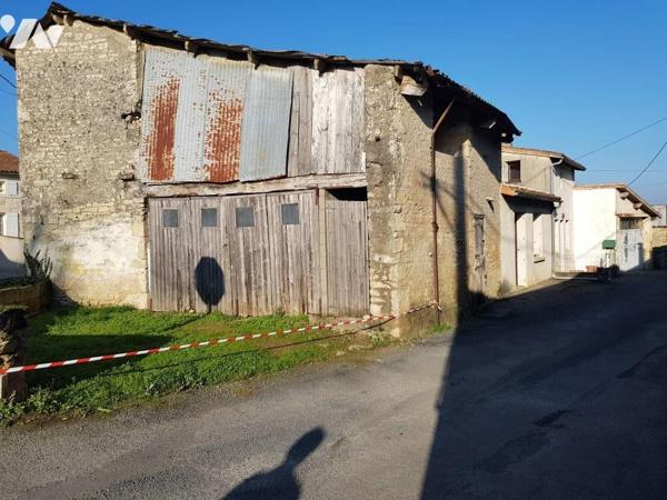 LA CRECHE, côté NIORT