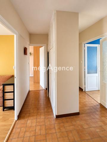 Appartement à BORDEAUX, 33800 - 3 pièces 68m²