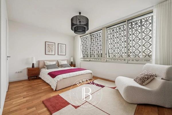 Paris 15ème, Appartement 4 Chambres -  161 m² à vendre