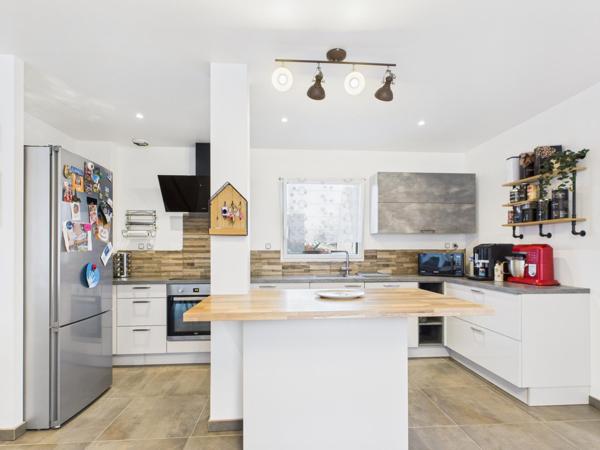 Contemporaine récente dans un environnement privilégié