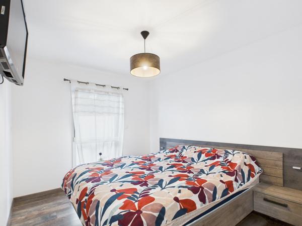 Contemporaine récente dans un environnement privilégié