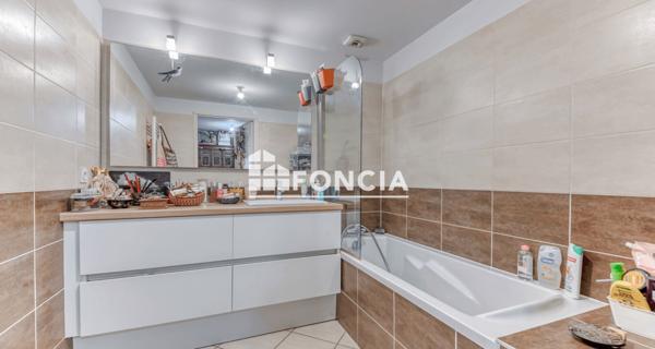 À vendre Appartement 4 pièces 87.96 m² - Villeurbanne 69100