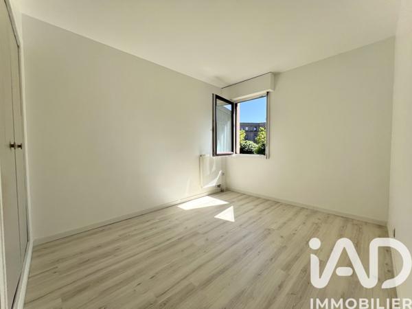 Location appartement 3 pièces 71 m² Montigny-le-Bretonneux