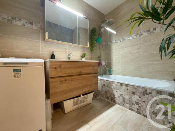 Appartement T2 à vendre  2 pièces - 46,34 m2 LA VALETTE DU VAR - 83