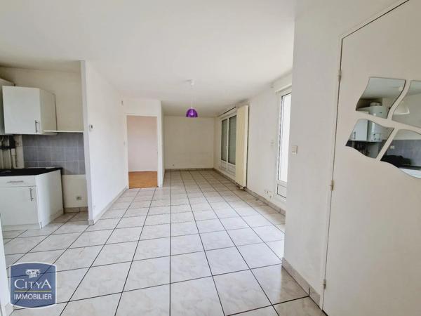 Appartement à louer 2 pièces 42.13m² Firminy (42700)