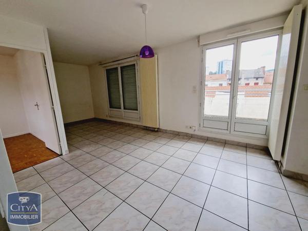 Appartement à louer 2 pièces 42.13m² Firminy (42700)
