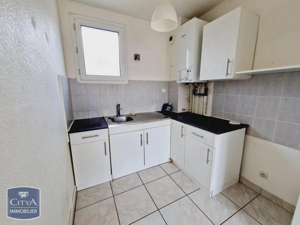 Appartement à louer 2 pièces 42.13m² Firminy (42700)