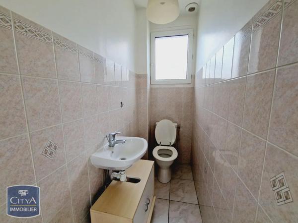 Appartement à louer 2 pièces 42.13m² Firminy (42700)