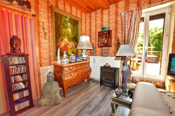 Maison bourgeoise meublée avec Terrain et garage