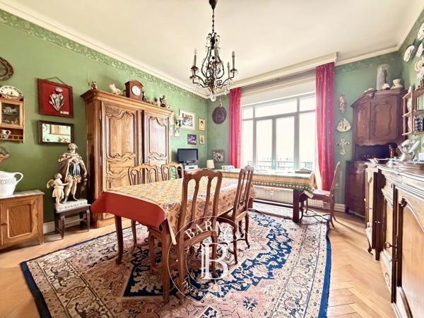 Tourcoing, Appartement 7 Chambres -  247 m² à vendre