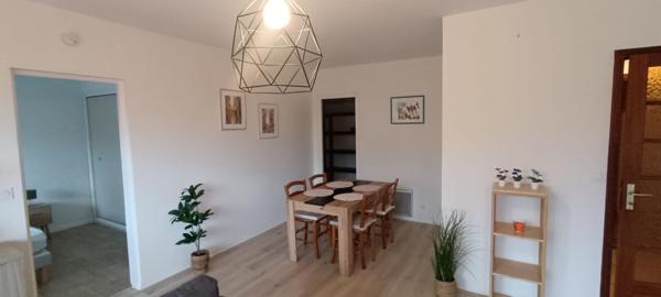 A louer Appartement T2 meublé centre ville Mont De Marsan 1 chambre balcon parking