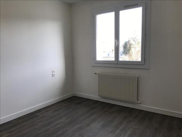 Maison à louer |  MONTENDRE |  4 pièces | 79 m²