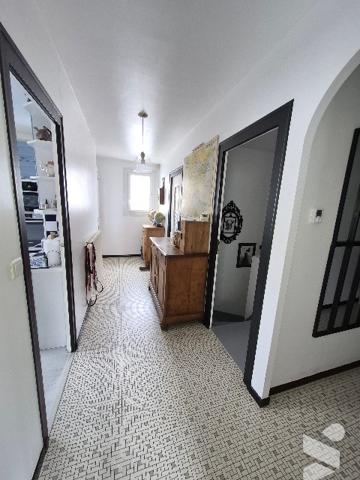 SAINT JULIEN DE CONCELLES, maison dans le bourg de 160m²