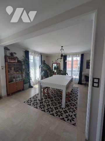SAINT JULIEN DE CONCELLES, maison dans le bourg de 160m²