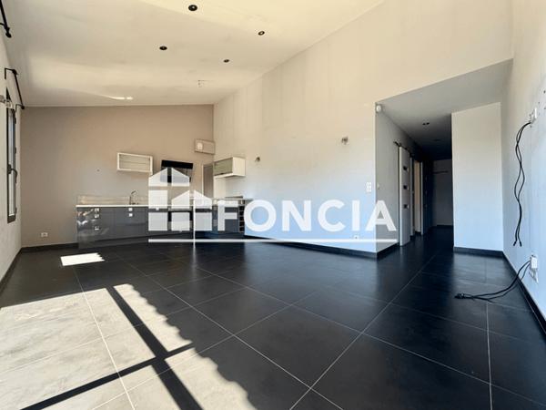 Location Appartement 3 pièces 70.55 m² - 34 RUE DU PONT DES MARCHANDS Narbonne 11100