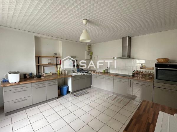 Charmante Maison de Ville - Emplacement Idéal