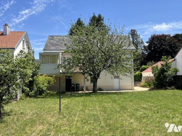 Maison Familiale à LA CHAPELLE SUR ERDRE