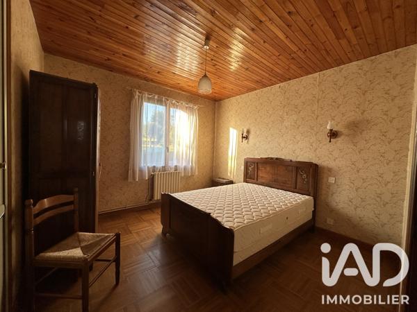 Maison à vendre 9 pièces 191 m² Besse-et-Saint-Anastaise