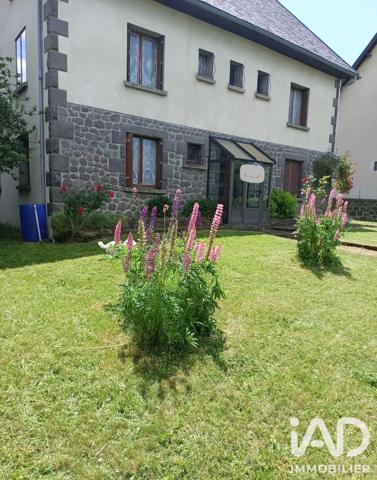 Maison à vendre 9 pièces 191 m² Besse-et-Saint-Anastaise