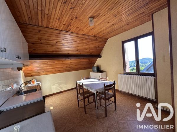 Maison à vendre 9 pièces 191 m² Besse-et-Saint-Anastaise