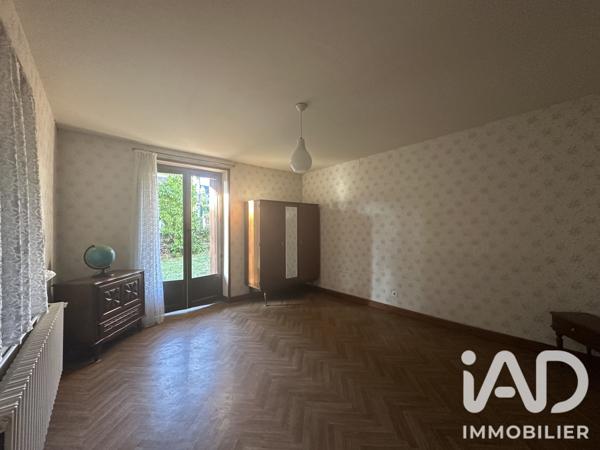 Maison à vendre 9 pièces 191 m² Besse-et-Saint-Anastaise
