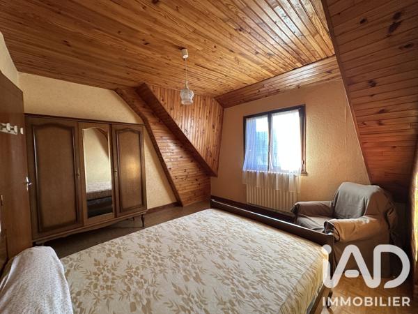 Maison à vendre 9 pièces 191 m² Besse-et-Saint-Anastaise