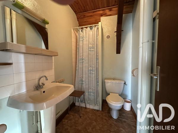Maison à vendre 9 pièces 191 m² Besse-et-Saint-Anastaise