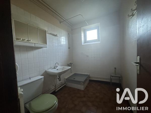 Maison à vendre 9 pièces 191 m² Besse-et-Saint-Anastaise