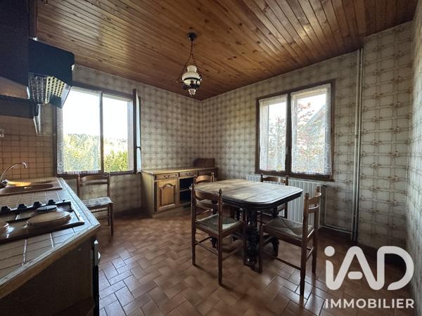 Maison à vendre 9 pièces 191 m² Besse-et-Saint-Anastaise