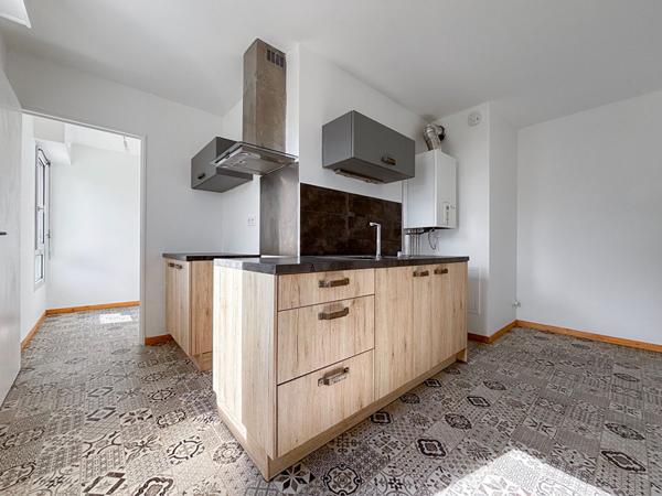 APPARTEMENT ANGERS NEY T3 BALCON ET STATIONNEMENT