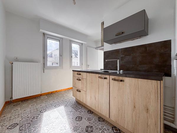 APPARTEMENT ANGERS NEY T3 BALCON ET STATIONNEMENT