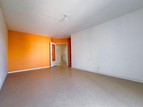 APPARTEMENT ANGERS NEY T3 BALCON ET STATIONNEMENT