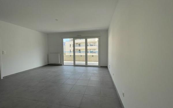 Appartement à louer    2 pièces •  Saint-Julien-en-Genevois