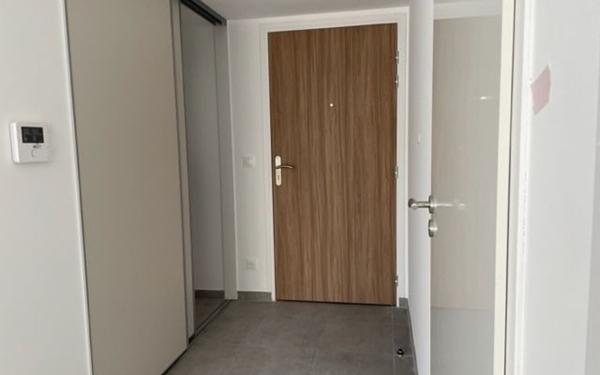 Appartement à louer    2 pièces •  Saint-Julien-en-Genevois